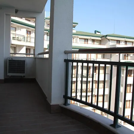Gt Emerald Resort & Spa Apartments Apartment