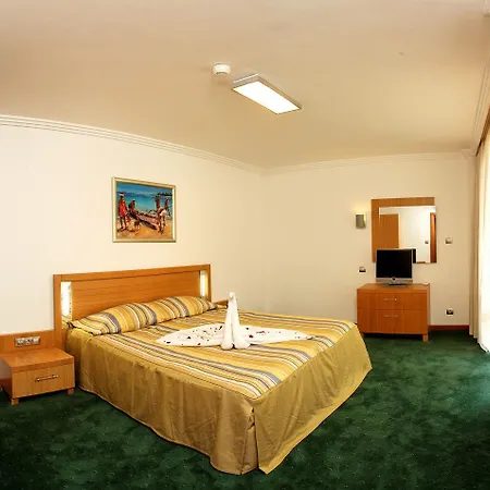 Apartment Gt Emerald Resort & Spa Apartments *