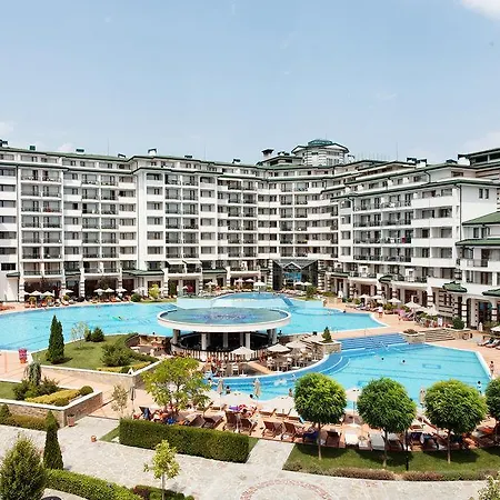 Gt Emerald Resort & Spa Apartments Apartment *