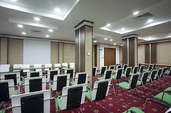 Gt Emerald Resort & Spa Apartments Apartment