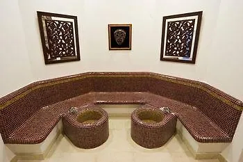 Gt Emerald Resort & Spa Apartments Apartment