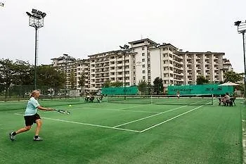 Gt Emerald Resort & Spa Apartments Apartment