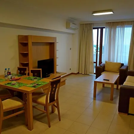 Apartment Gt Emerald Resort & Spa Apartments